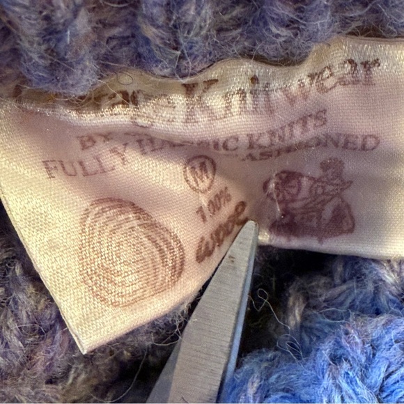 Vtg Cottage Knitwear By Classic Knit Men’s 100 % Wool Sweater Light Purple M - Picture 13 of 14